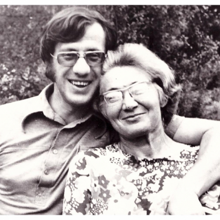 1978, А. Гольцев с мамой