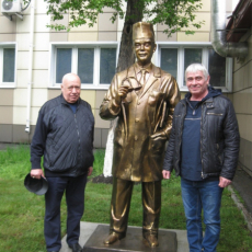 Г. Лукашевич и А.Бобров