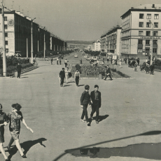 Улица Бардина от Привокзальной площади. 1960-е годы. Из архива НКМ