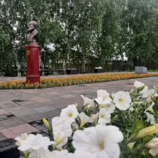 Бюст Попова Степана Егоровича. Аллея событий «Кузбасской ярмарки»