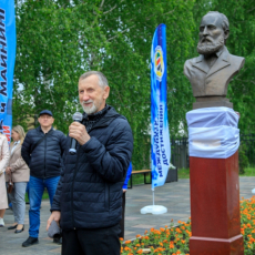 Бюст Попова Степана Егоровича. Аллея событий «Кузбасской ярмарки»