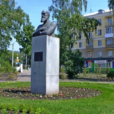 Памятник Обнорскому. Сквер борцов революции, 2016. Фото - А. Завора
