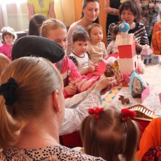 2015, 4-6 июня. В театре кукол «Сказ» прошел VI Международный фестиваль «Кукла в детских руках»