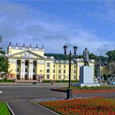 Улица Ленина (проспект Ленина), Советская площадь (Базарная площадь), Площадь Ленина