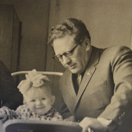  Р. И. Атласов с женой и дочерью Светой