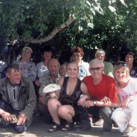 В родном селе Алабуга. Новосибирская обл. Каргатский район. 2009