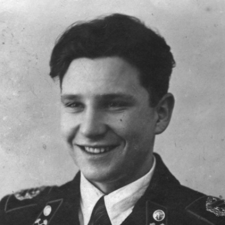 Надлер Ю. С., студент Томского политехнического института, декабрь 1951