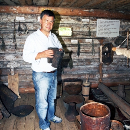 Е. Н. Крюков в музее-заповеднике, Усть-Анзас