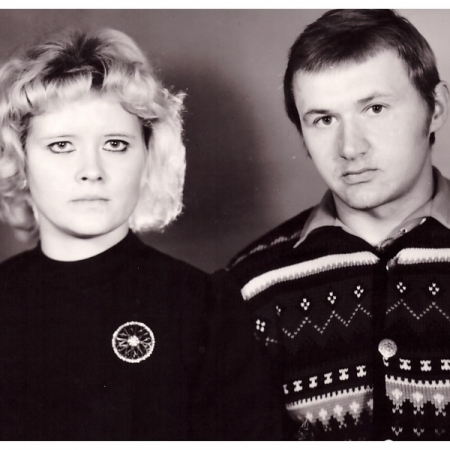 Василий Николаевич Чесик, с будущей супругой, 1975